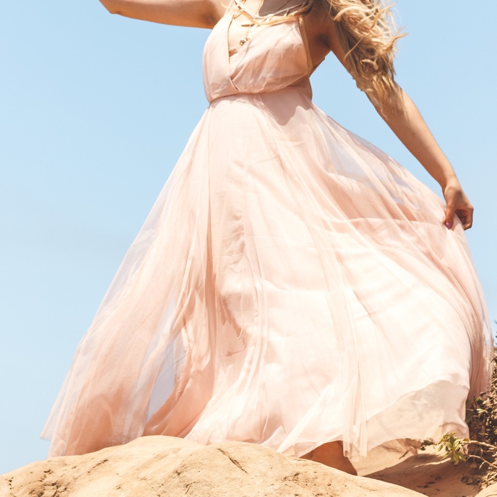 Beautiful blush dress (only worn once)